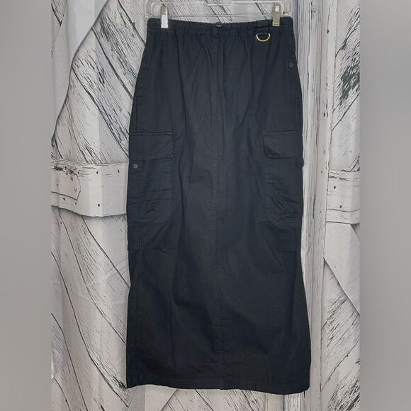 Fashion Nova Out And About Maxi Skirt Cargo Pockets Size Small NWT - Picture 2 of 8